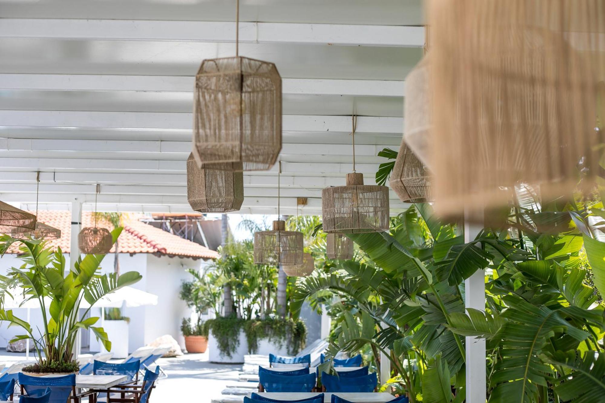 Tinas Aparthotel