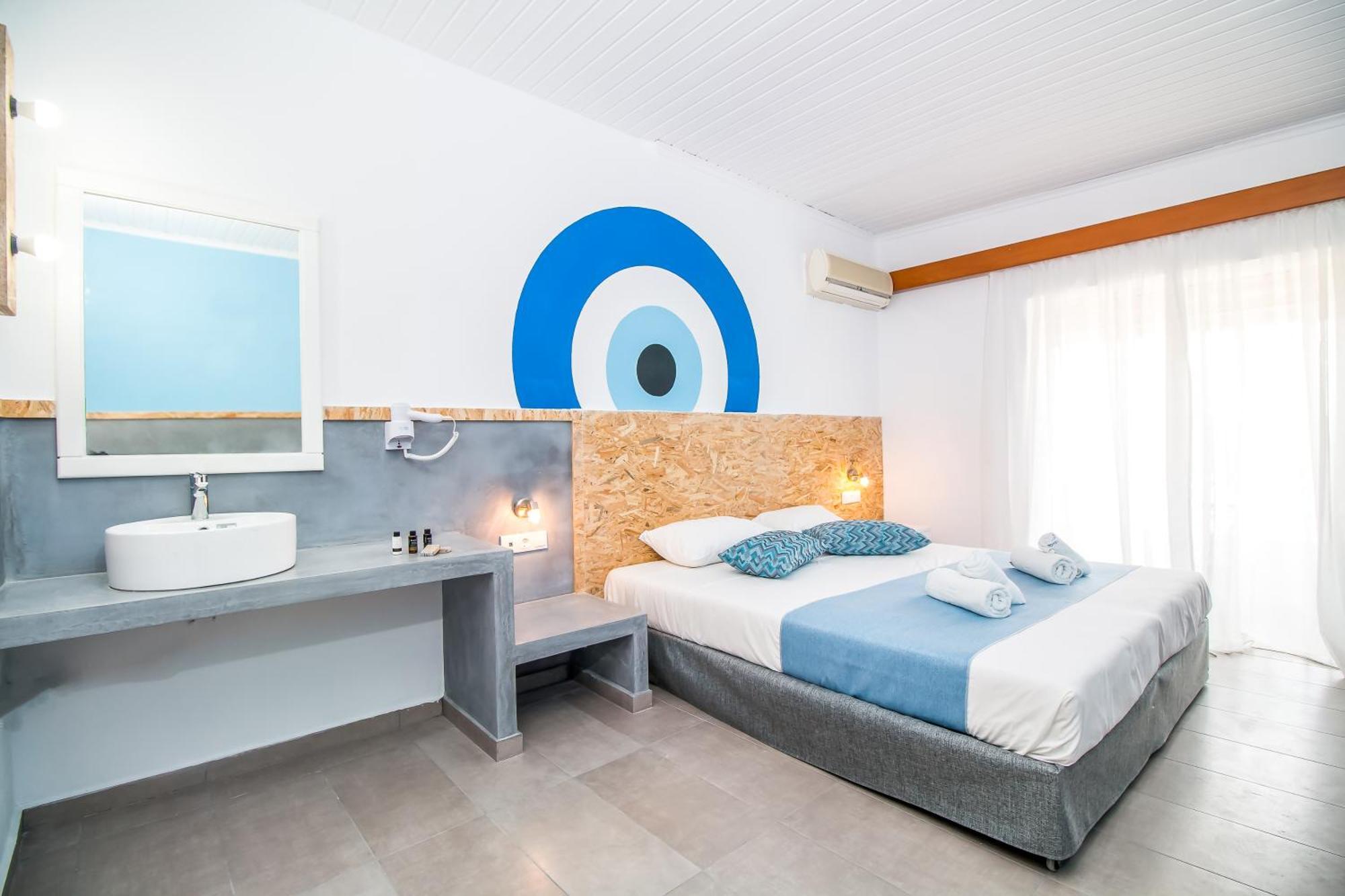 Aparthotel Tinas Plus