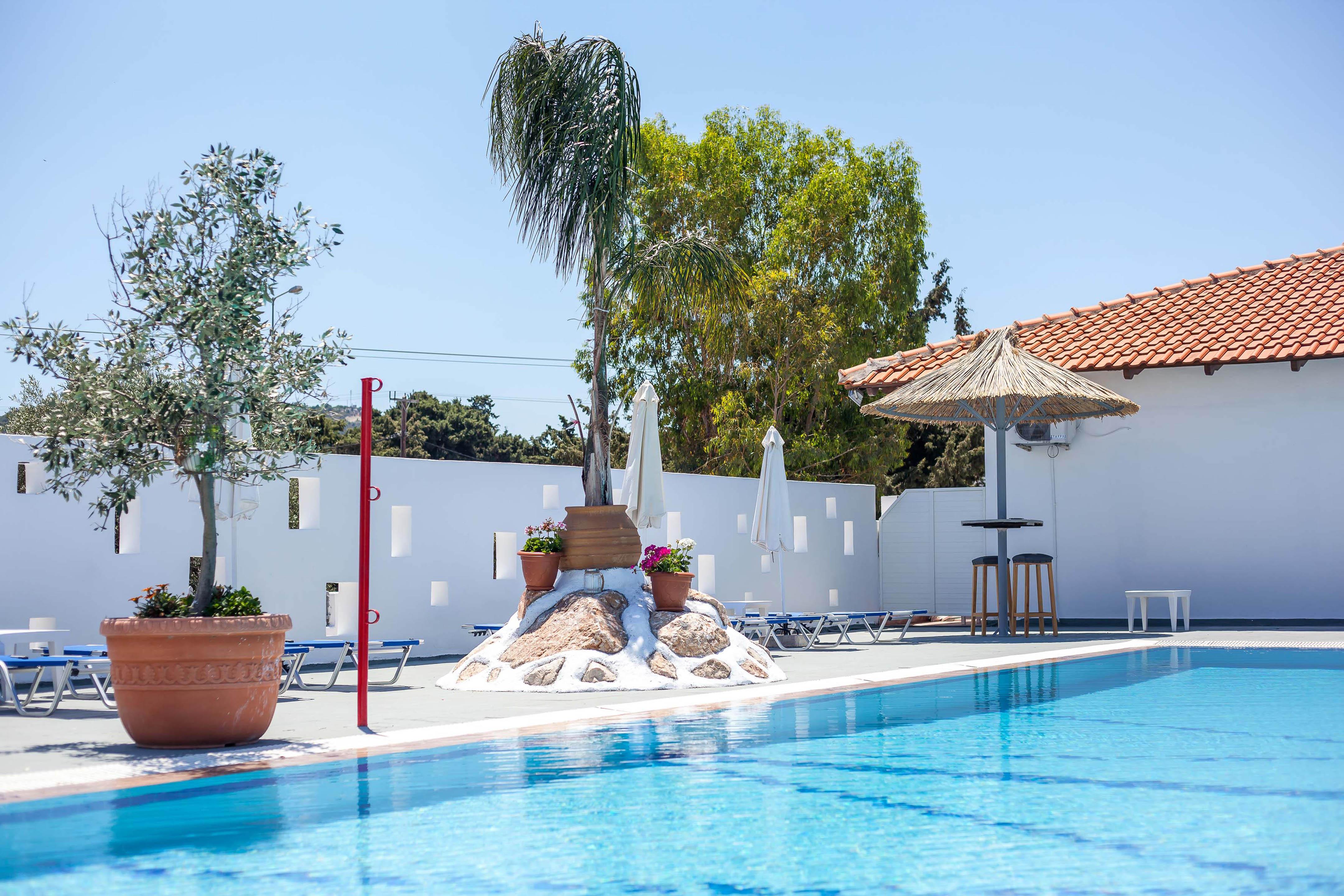 Aparthotel Tinas