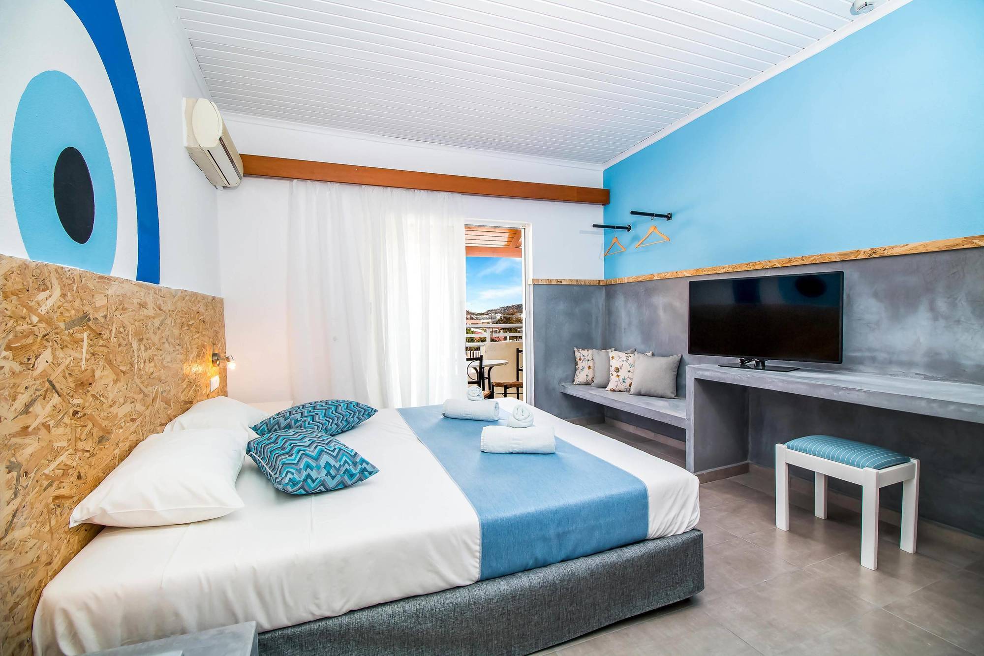 Tinas Plus Hotel Aparthotel